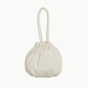 Amomento Padded Ball Bag Cream (Women)